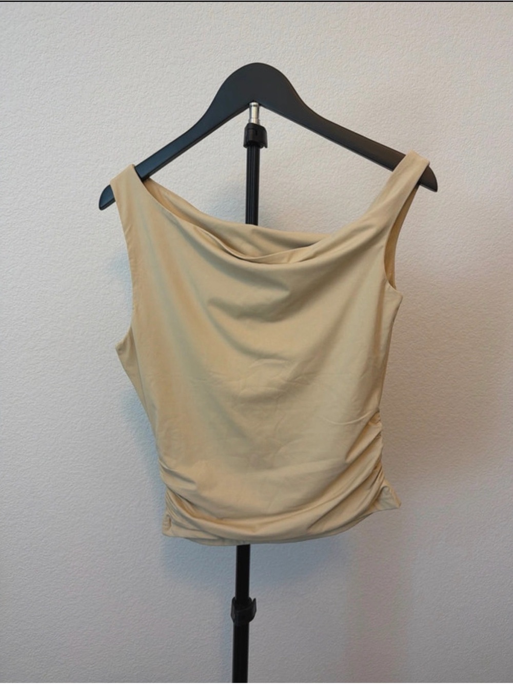 Off-Shoulder Top - Picture 2 of 4